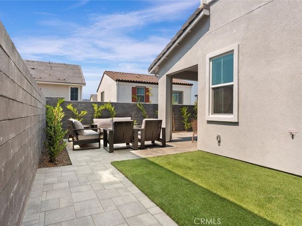 1286 Roots Way, Rancho Mission Viejo CA 92694