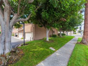 7921 Nomad Circle, Huntington Beach CA 92648