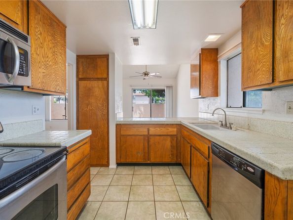 7921 Nomad Circle, Huntington Beach CA 92648