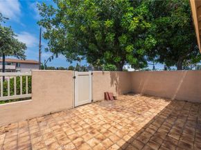 7921 Nomad Circle, Huntington Beach CA 92648