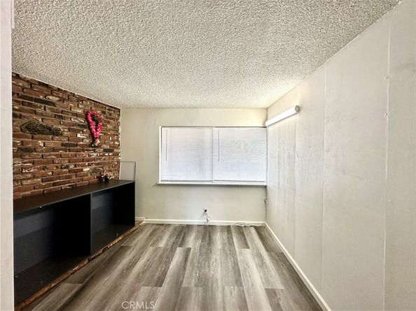 370 E La Verne Avenue, Pomona CA 91767