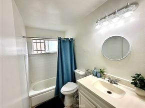 370 E La Verne Avenue, Pomona CA 91767