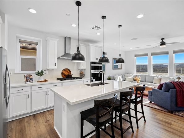 821 Cornelia Way, Rancho Mission Viejo CA 92694