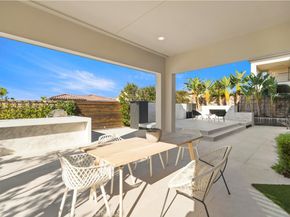 37 Caspian, Lake Forest CA 92630