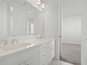 37 Caspian, Lake Forest CA 92630