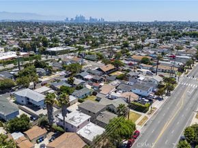 2725 Obama, Los Angeles CA 90018