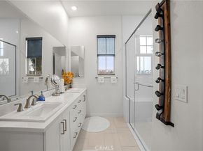 129 Carlow, Irvine CA 92618