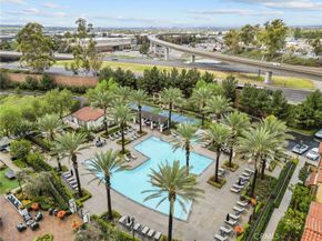 129 Carlow, Irvine CA 92618