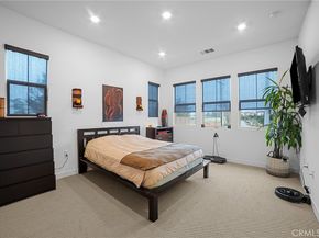 129 Carlow, Irvine CA 92618