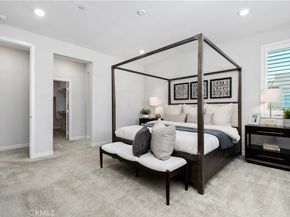 601 Catalonia, Lake Forest CA 92630