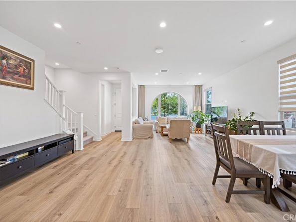 112 Sunnyside, Irvine CA 92618