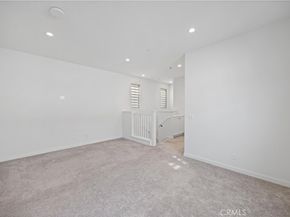 112 Sunnyside, Irvine CA 92618