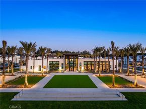 160 Paddlewheel, Lake Forest CA 92630