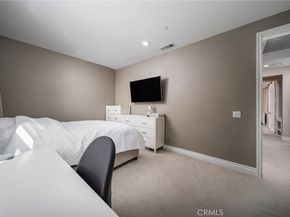 120 Gemini, Irvine CA 92618