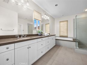 61 Bloomington, Irvine CA 92620