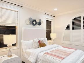 22 Shadybend, Irvine CA 92602