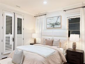 22 Shadybend, Irvine CA 92602