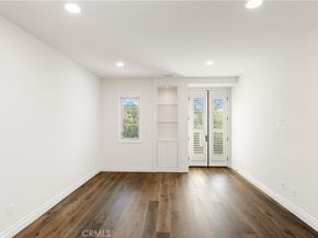 22 Shadybend, Irvine CA 92602