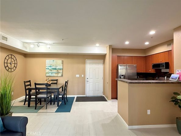 1801 E Katella 2139, Anaheim CA 92805