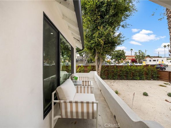 2203 Pelham Avenue, Los Angeles CA 90064
