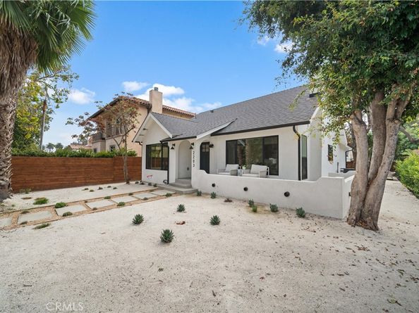 2203 Pelham Avenue, Los Angeles CA 90064