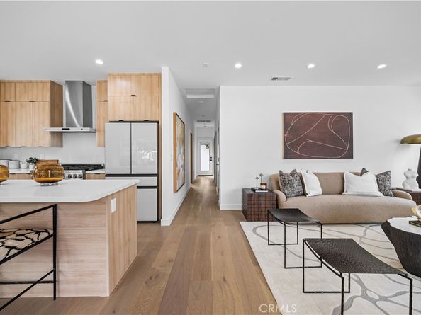 2203 Pelham Avenue, Los Angeles CA 90064