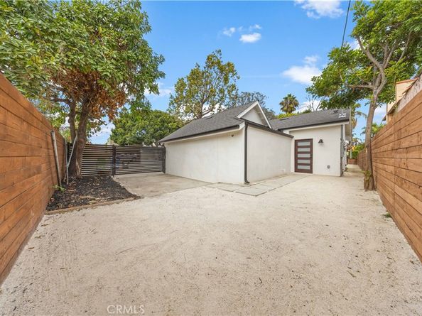 2203 Pelham Avenue, Los Angeles CA 90064