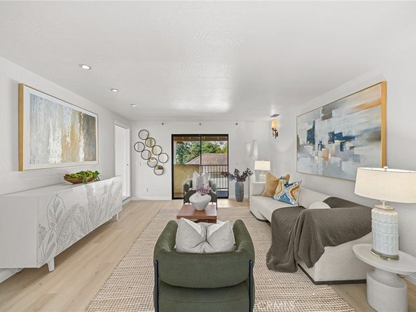 673 S Mentor Avenue, Pasadena CA 91106