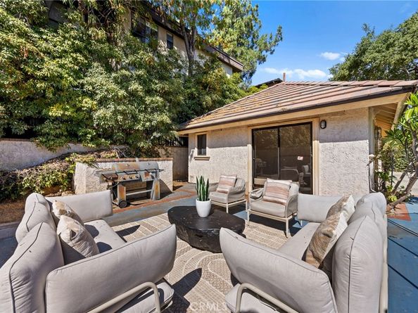 673 S Mentor Avenue, Pasadena CA 91106
