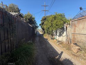 860 W 54th, Los Angeles CA 90037