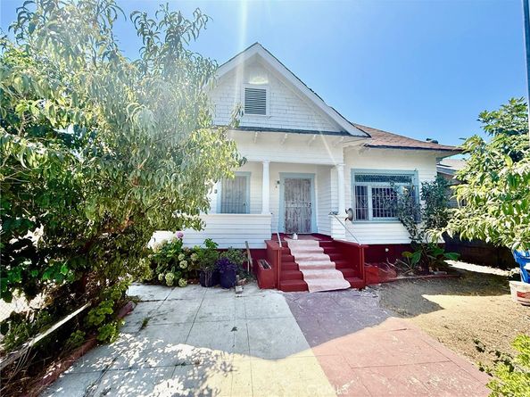860 W 54th, Los Angeles CA 90037