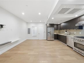 2939 Leeward Avenue 311, Los Angeles CA 90005