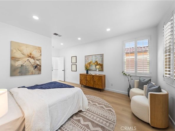 67 Cienega, Irvine CA 92618
