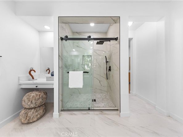 67 Cienega, Irvine CA 92618