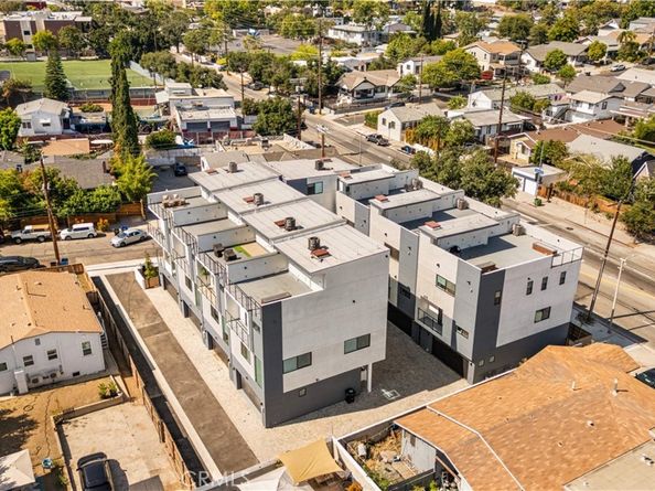 6849 N Figueroa Street, Los Angeles CA 90042