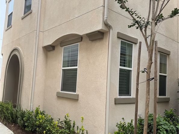 526 W Tribella Court, Santa Ana CA 92703