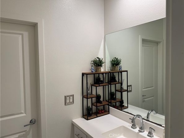 526 W Tribella Court, Santa Ana CA 92703