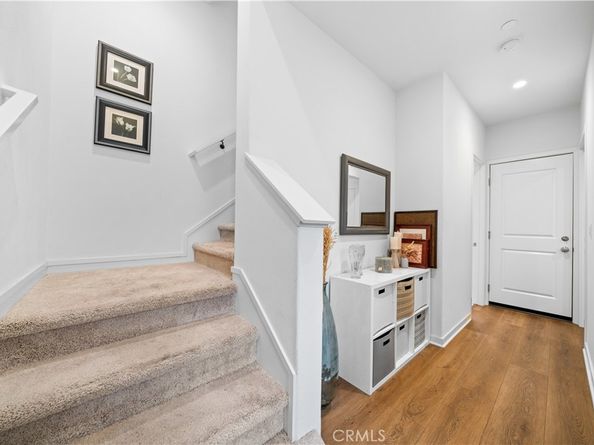 106 Leafy Twig, Irvine CA 92618