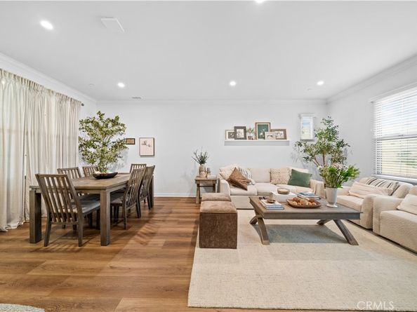 106 Leafy Twig, Irvine CA 92618