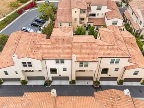 106 Leafy Twig, Irvine CA 92618