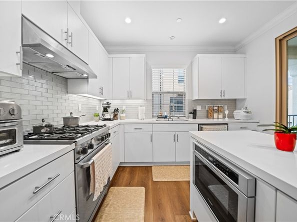 106 Leafy Twig, Irvine CA 92618