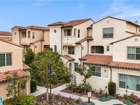 106 Leafy Twig, Irvine CA 92618