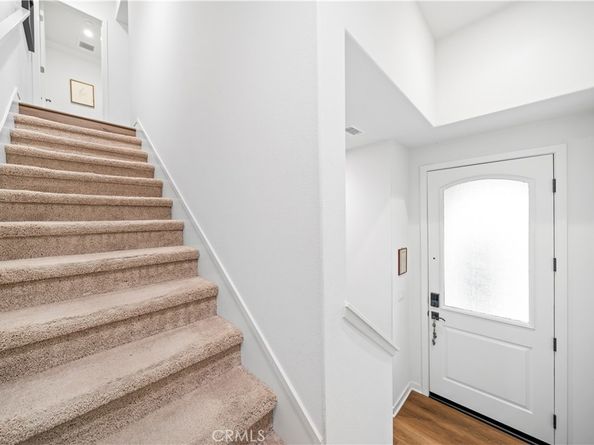 106 Leafy Twig, Irvine CA 92618