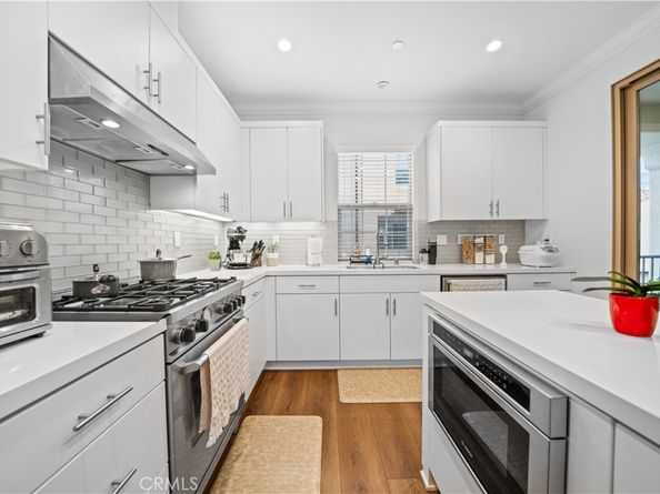 106 Leafy Twig, Irvine CA 92618