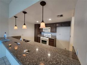 2061 Las Vegas Avenue 8, Pomona CA 91767