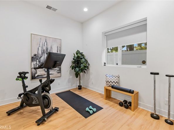 3306 Aria Lane, Los Angeles CA 90034