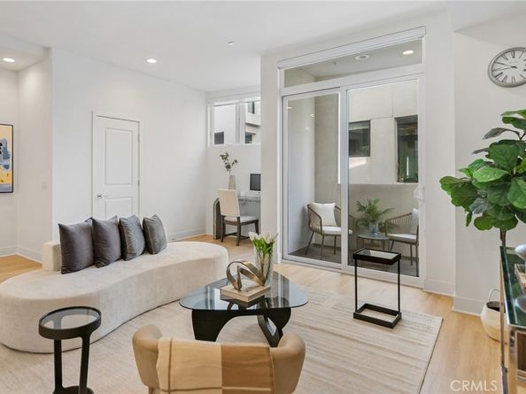 3306 Aria Lane, Los Angeles CA 90034