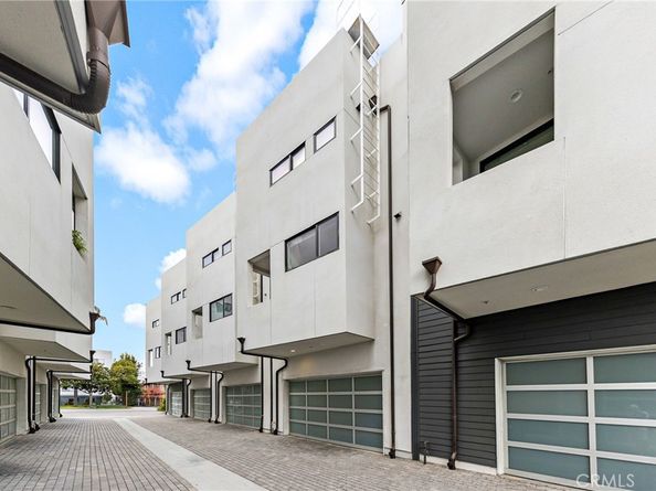 3306 Aria Lane, Los Angeles CA 90034