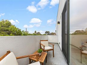 3306 Aria Lane, Los Angeles CA 90034