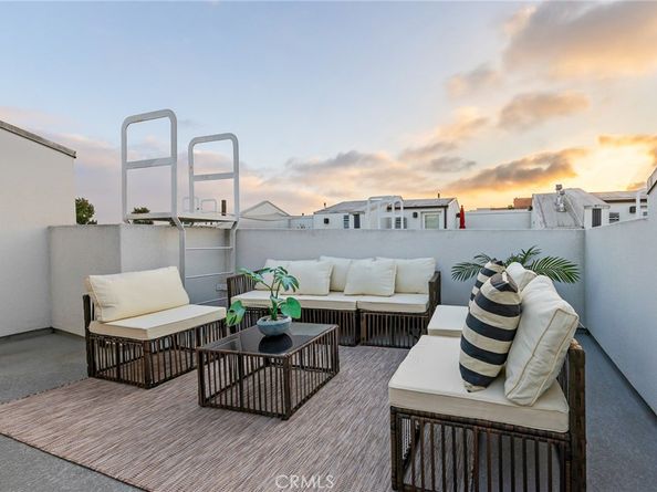 3306 Aria Lane, Los Angeles CA 90034
